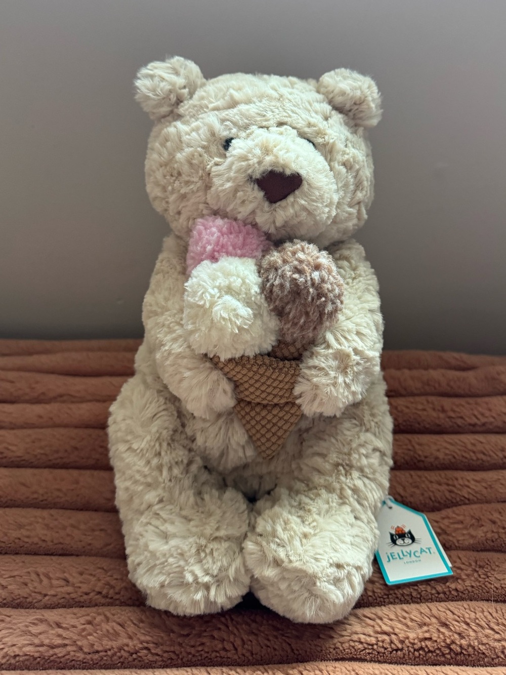 Jellycat Oatus Bear with Ice Cream (Bart Bear Friend; New York Exclusive)